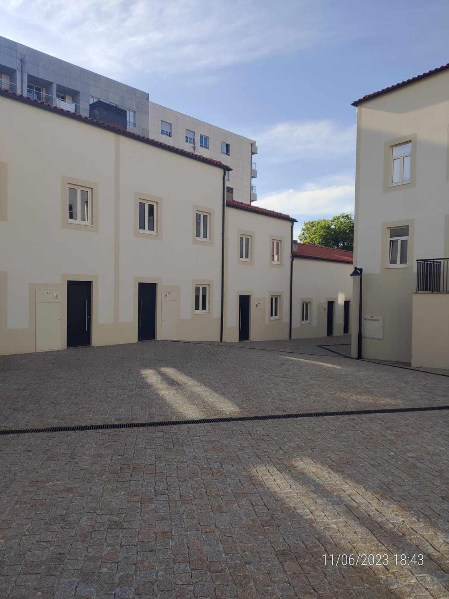Porto Ac Olive Apartments 24 1 Km Ribeira Garagem Exterior photo